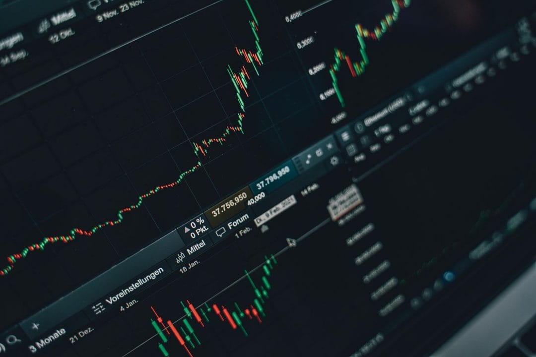 Börsen-Sommerloch: Warum Ihr ETF-Sparplan im August weiterlaufen sollte